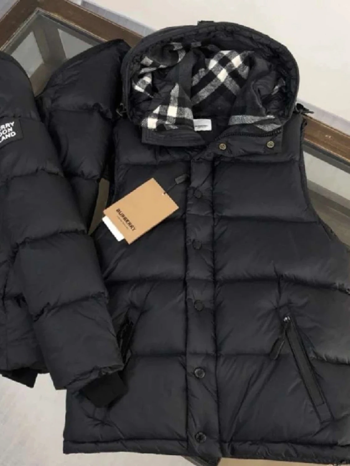Burberry puffer jacka