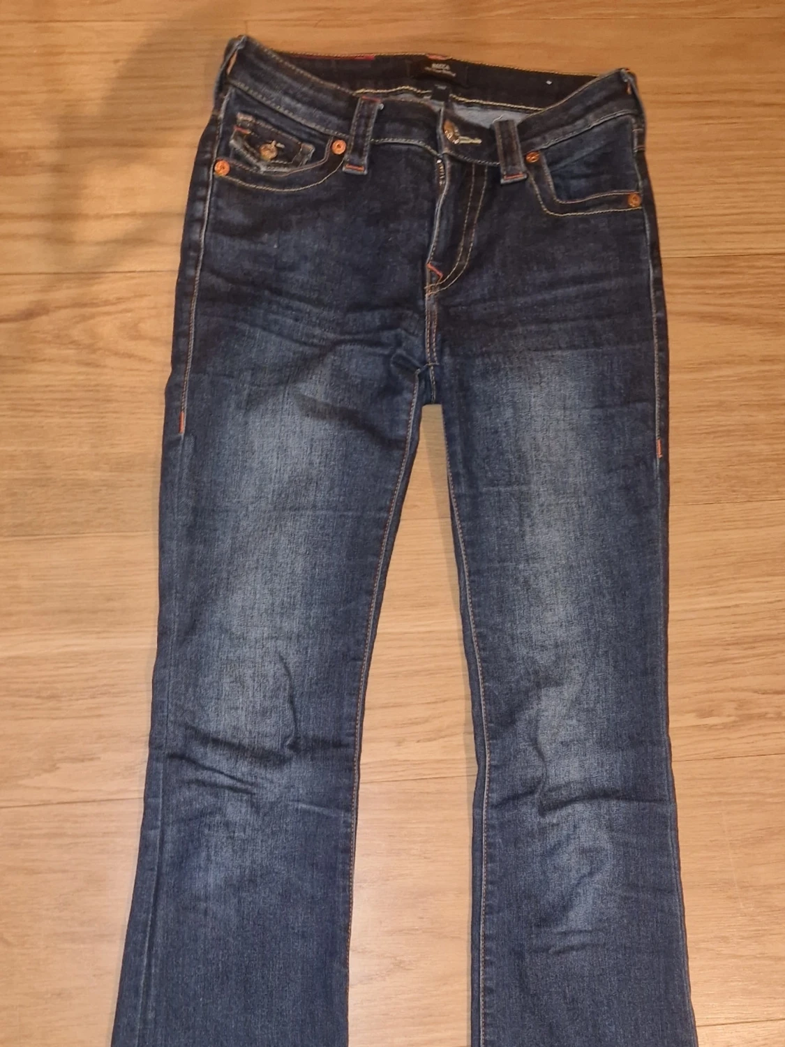 TRUE RELIGION Mörkblå BECCA Mid Rise Bootcut jeans
