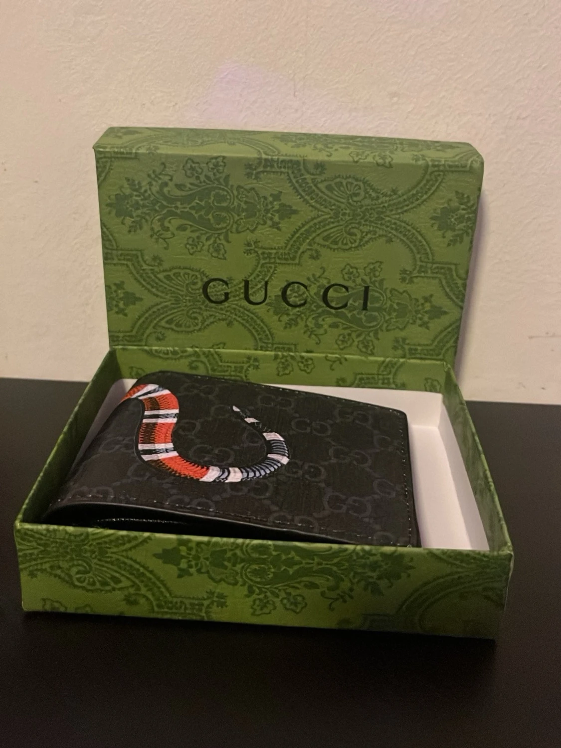 Guc4ci plånbok med ormmotiv - 2