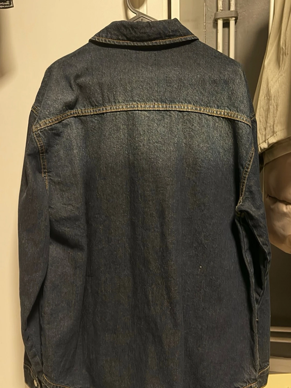 Mörkblå jeansjacka från MAN - 1