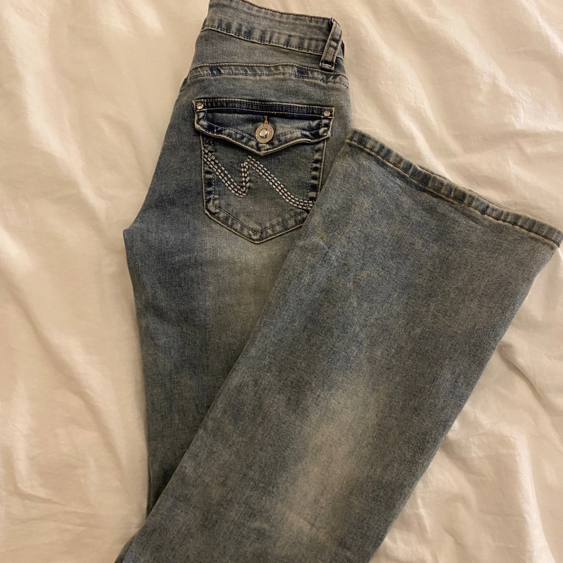 Blå bootcut jeans från Missy - 1