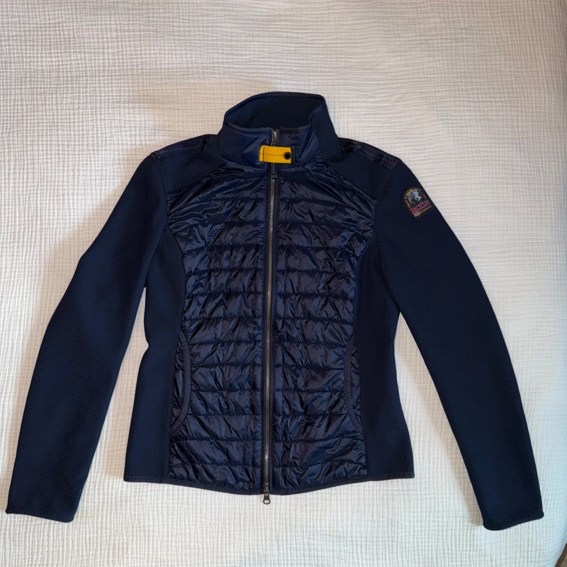 Parajumpers warm up nyckskick