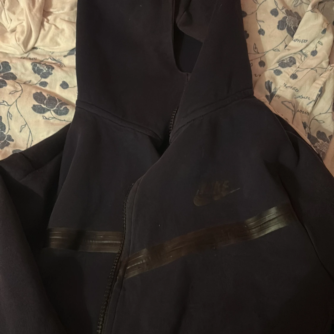 Svart Nike hoodie med dragkedja S - 2