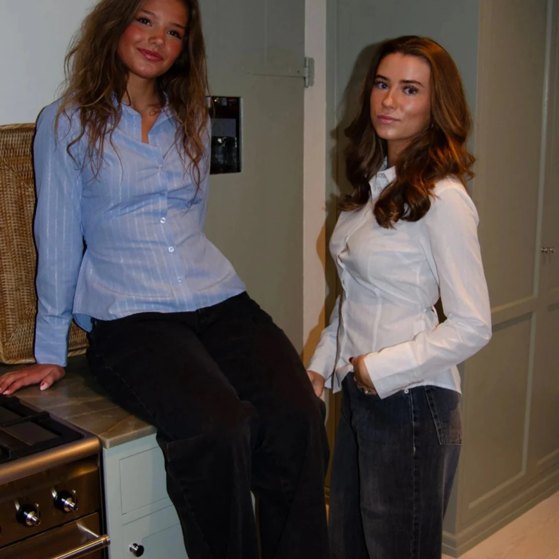 Design by si Vit skjorta