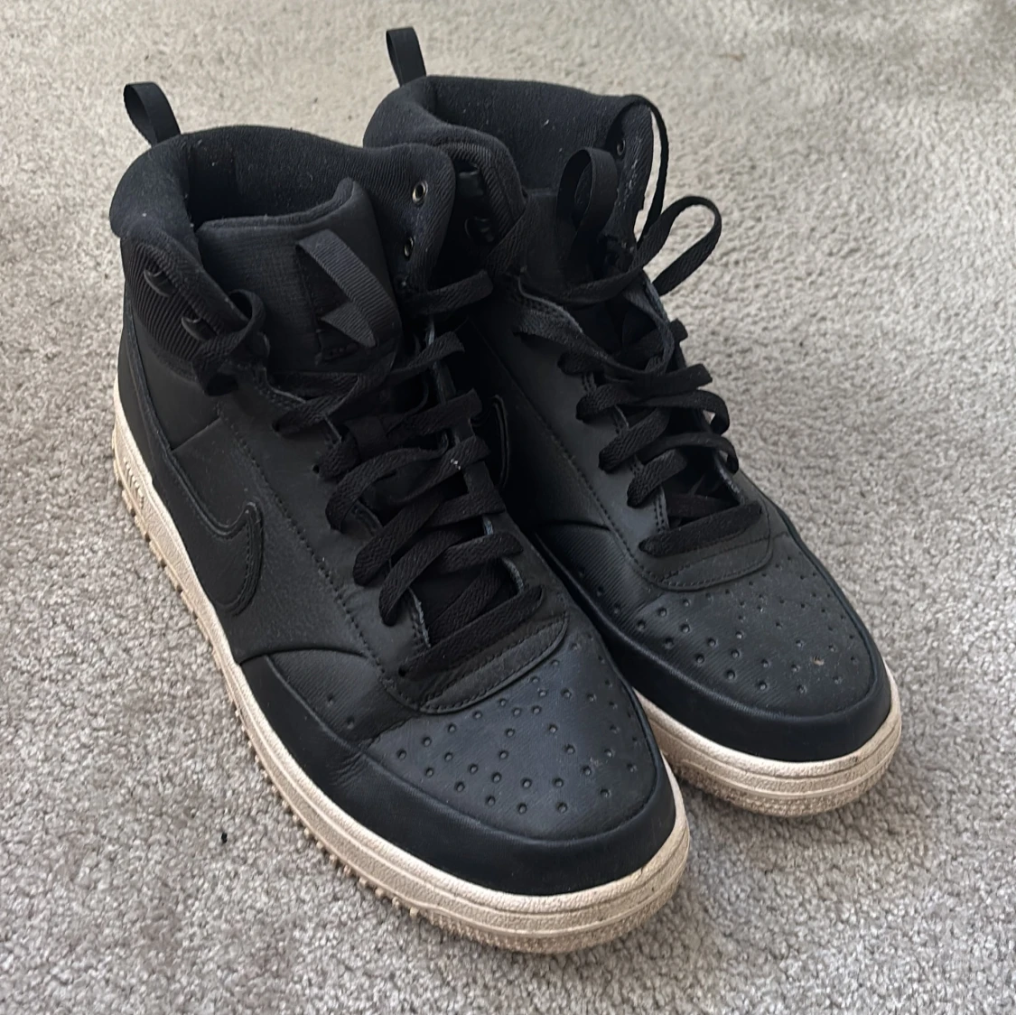 Nike höstskor svarta