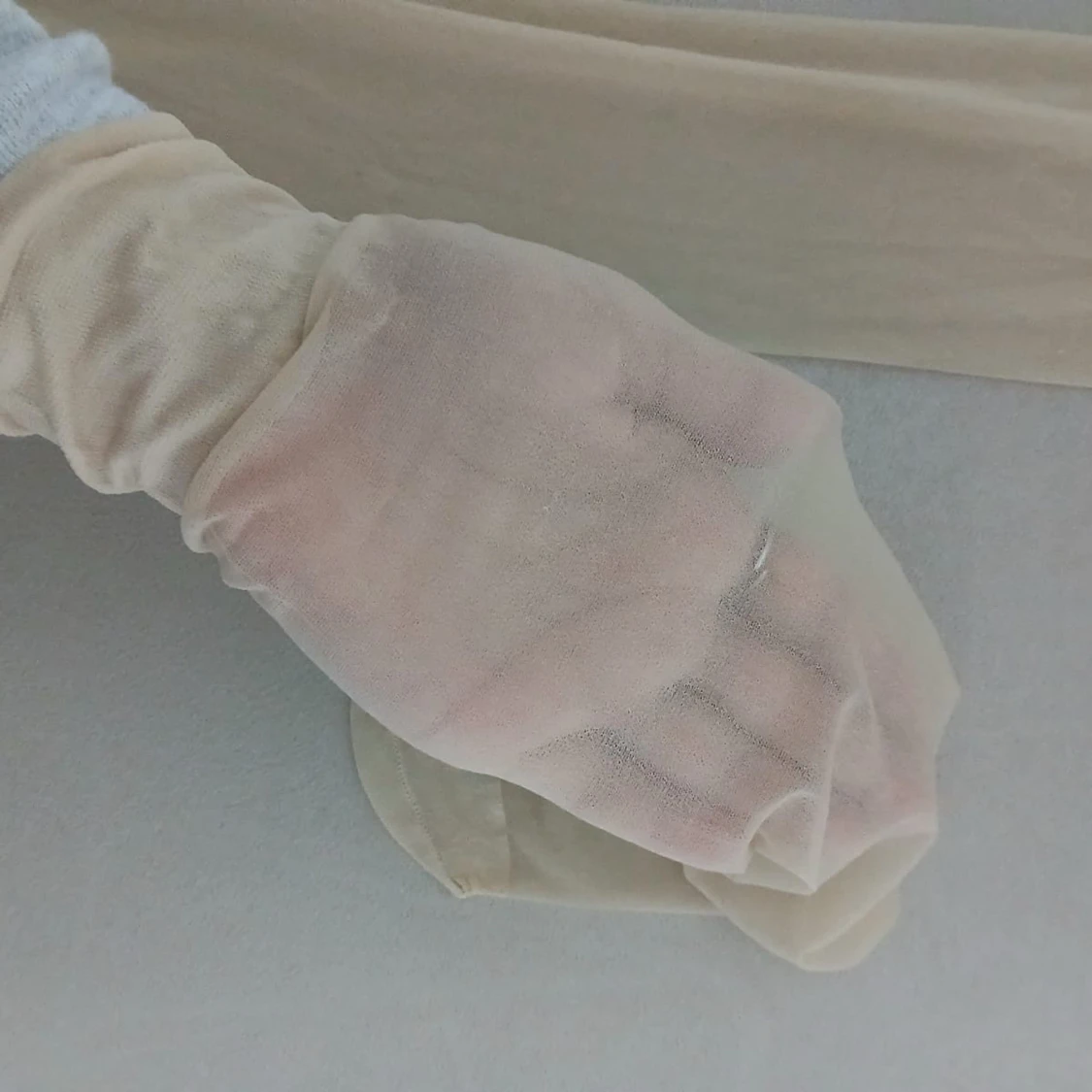 Beige tunna nylonstrumpor - 4