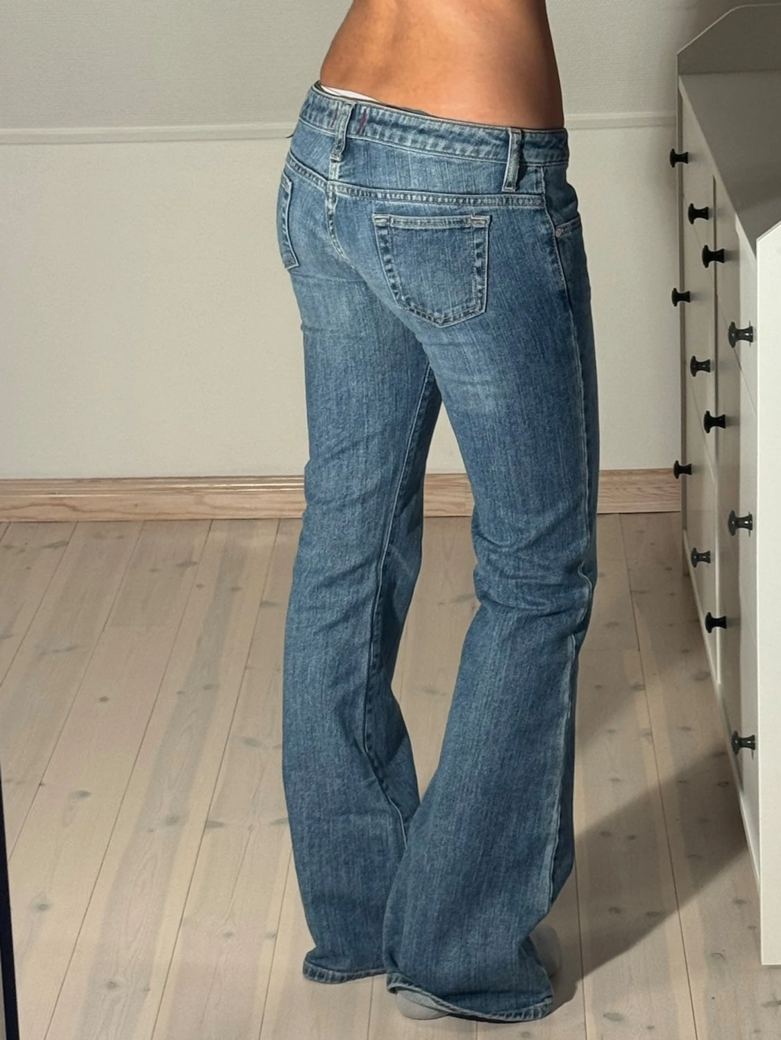 Lågmidjade bootcut jeans  - 1