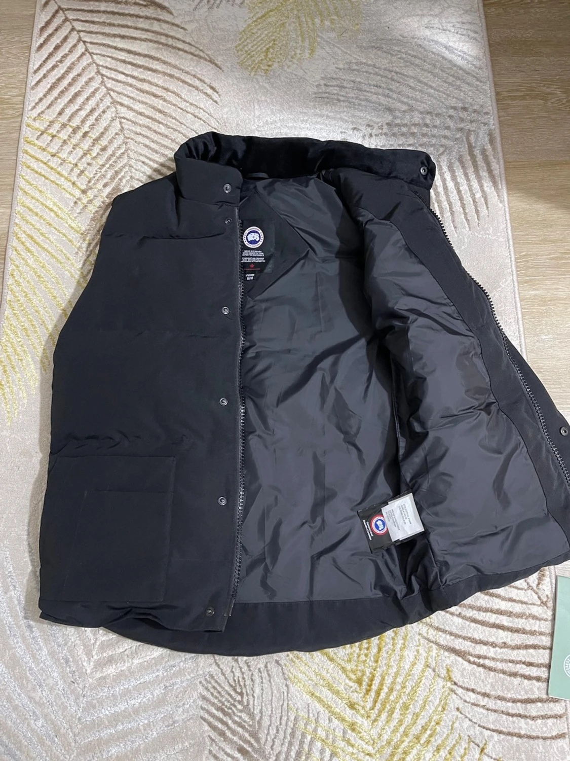 Svart dunväst från Canada Goose  - 3