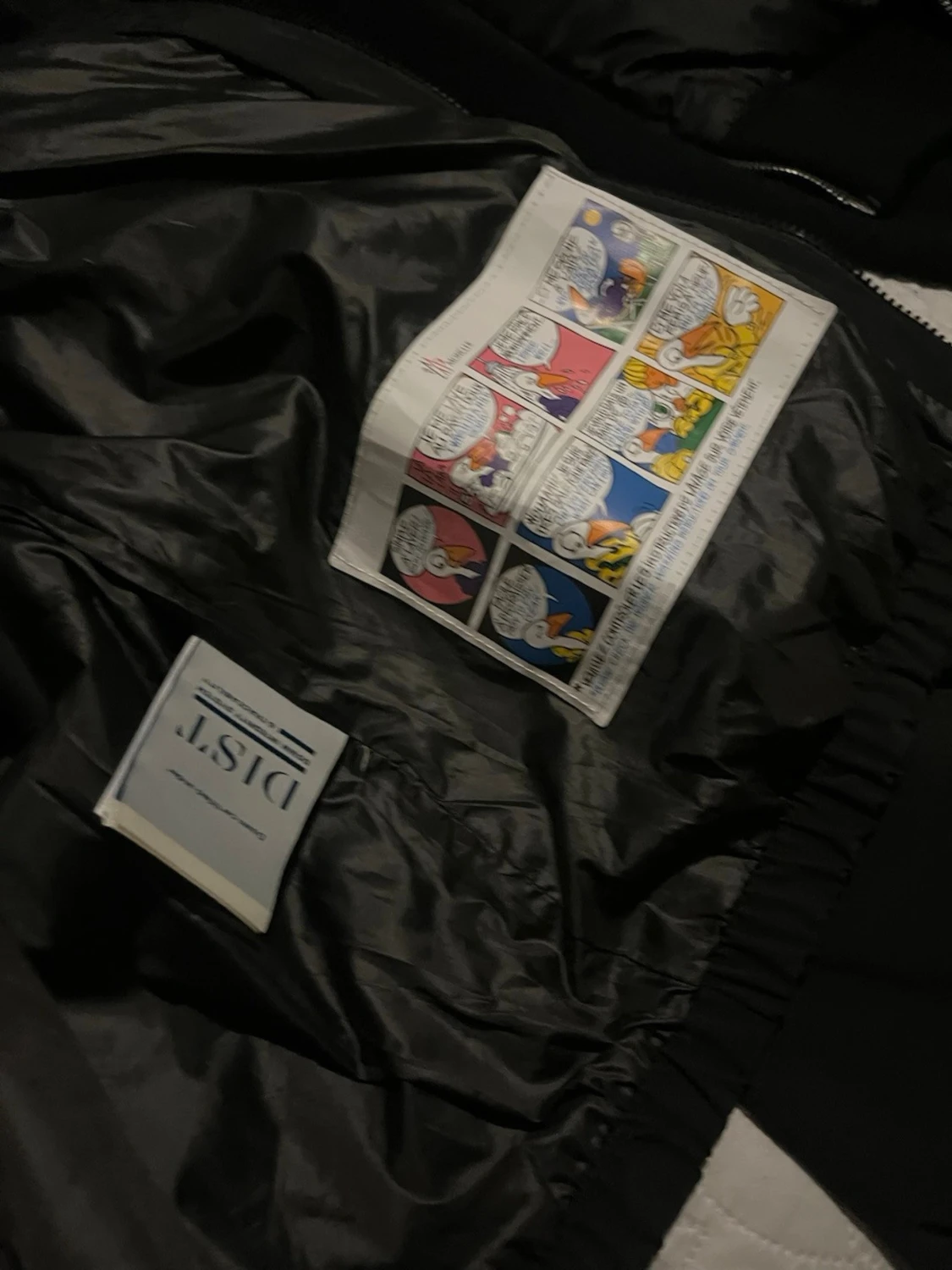 Svart vindjacka med zipper luva - 3