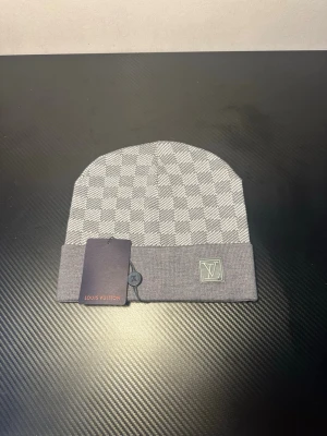 Zara mössa - Helt ny