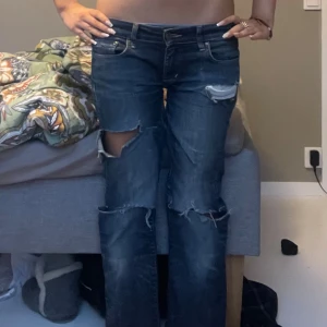 Håliga jeans - Skriv för mer bilder / info❤️