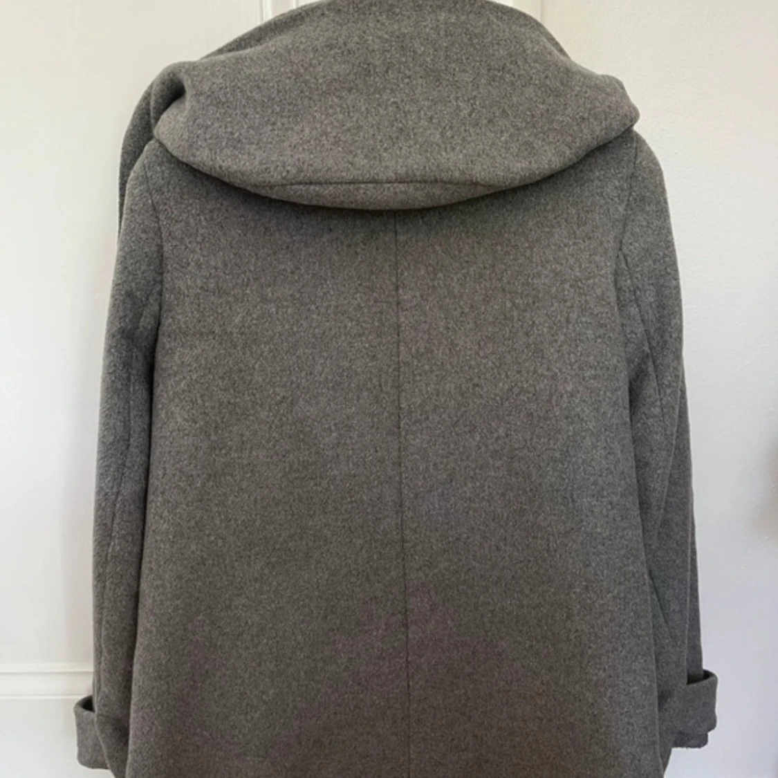 Grå kappa från Zara  - 3
