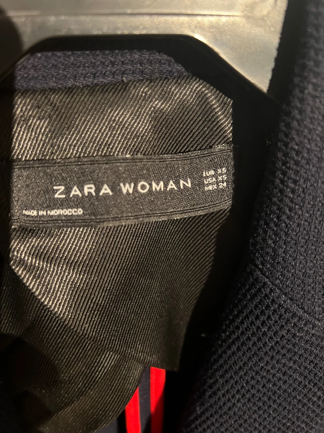 Jättefin marinblå kavaj från Zara, stl XS - 1
