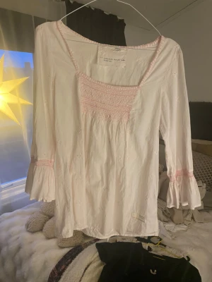 Odd Molly topp med knyt därbak - Supergullig