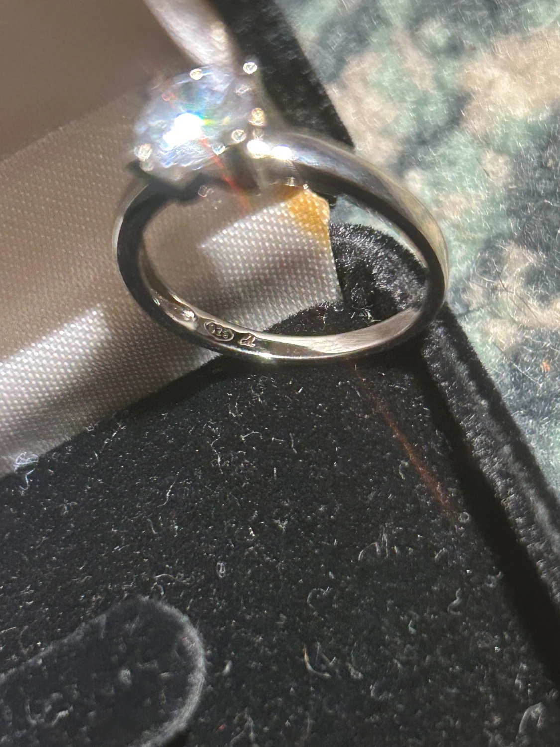 Silverring med klar sten från Abella - 3