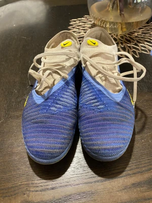 Nike phantom gx - Säljer nu dessa feta Nike fotbollsskor då de ej kommer till användning hör gärna av dig vid frågor