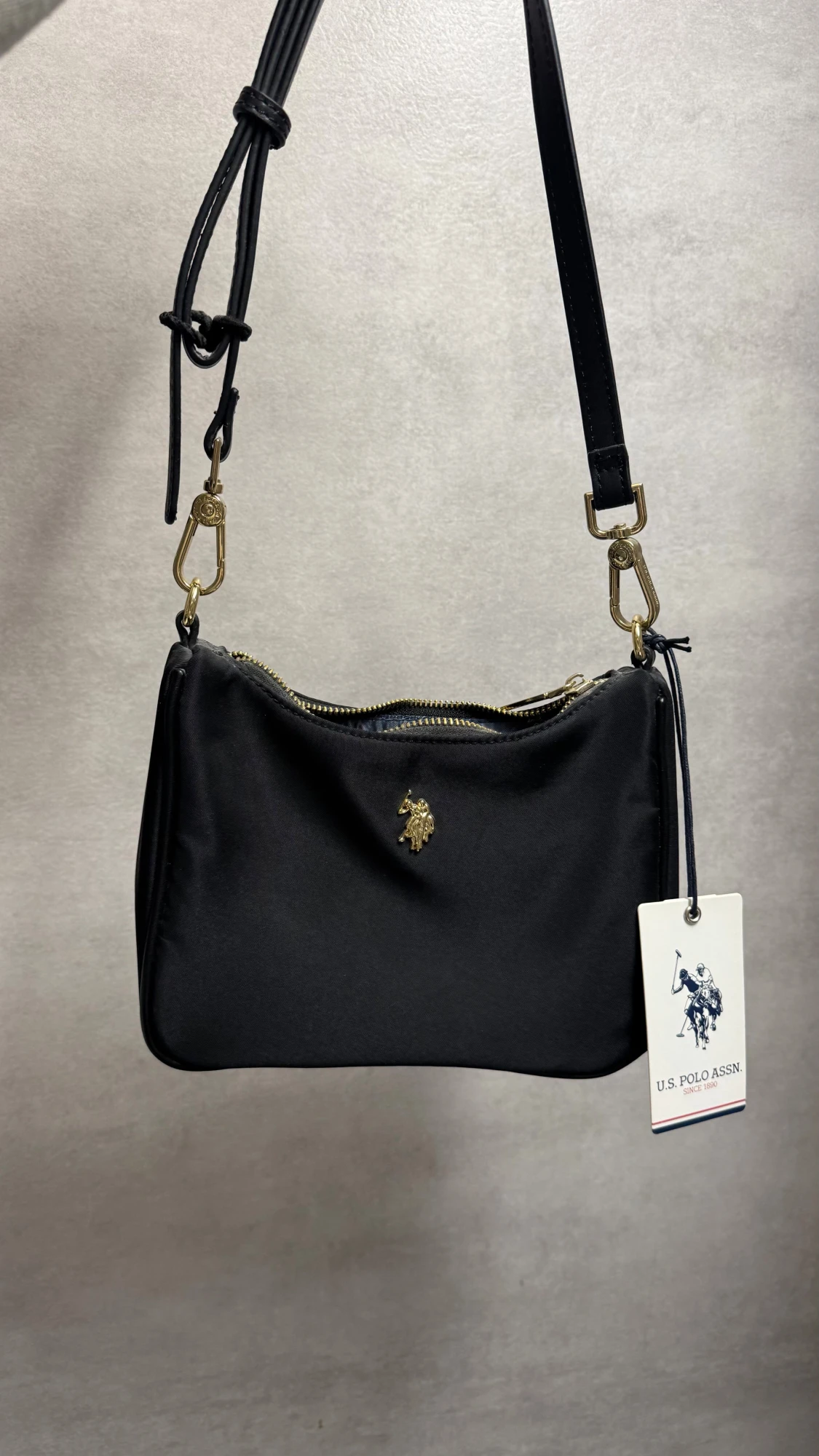 Svart axelväska från U.S. Polo Assn.