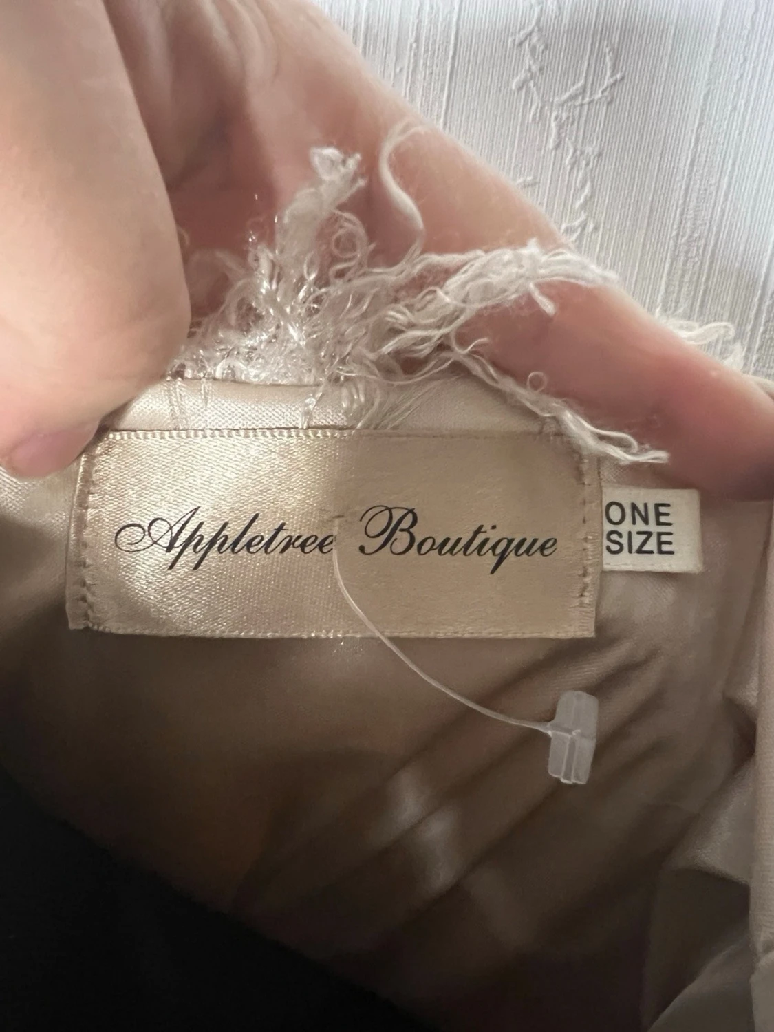 Beige fluffig pälsväst Appletree Boutique - 1