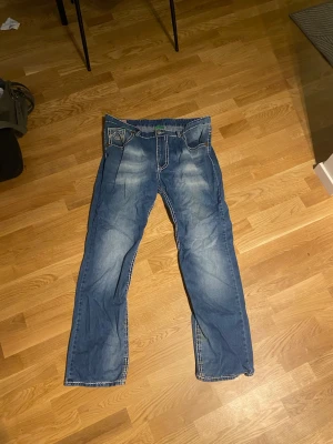 True Religion Jeans - True Religion Jeans i storlek 50