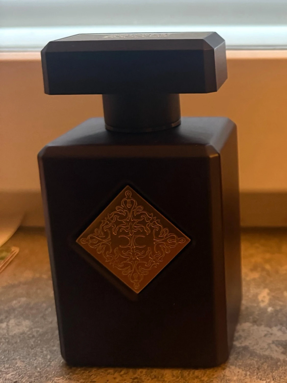 Initio Atomic Rose 90ml