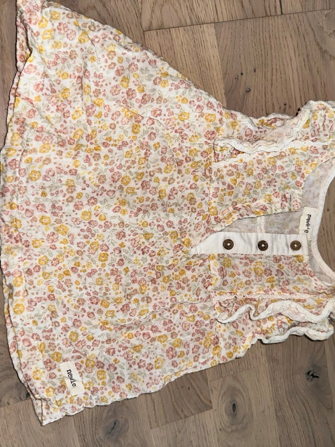 Blommig kortklänning från Newbie Newbie flerfärgade klänning, storlek 74