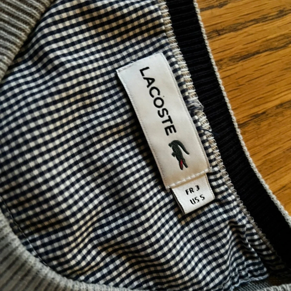 Grå stickad tröja från Lacoste - 2