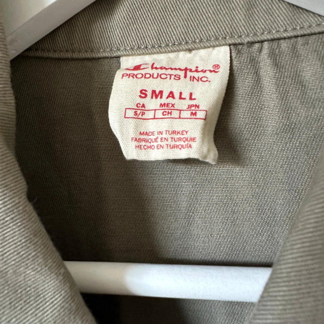 Olivgrön overshirt från Champion - 2