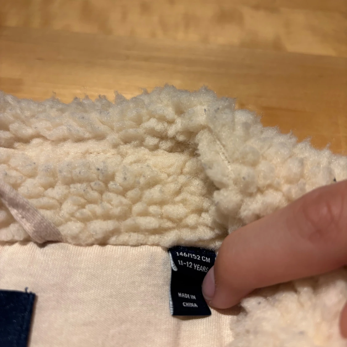 Vit teddyjacka från Gant, 146/152 - 2