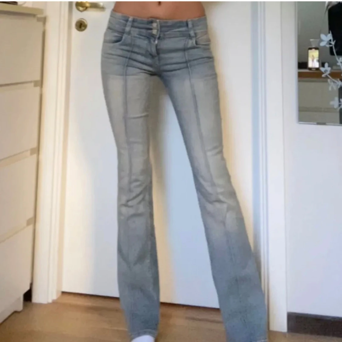 Lågmidjade bootcut jeans