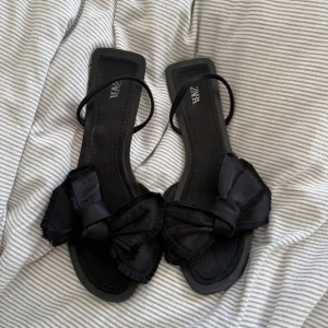 Söta sandaler - Jätte söta sandaler från zara🩷