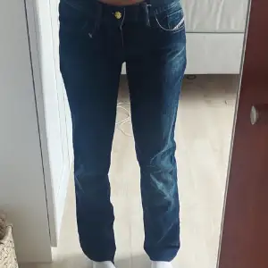 Jätte snygga diesel jeans💖 W29 L34