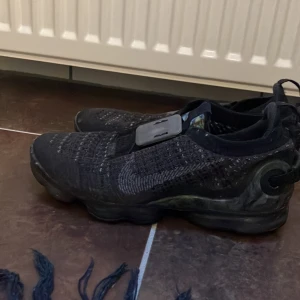 Nike air Max vapor  - Nike air Max vapor. Dom är jätte sköna och mjuka. Bara fråga om ni vill ha mer bilder