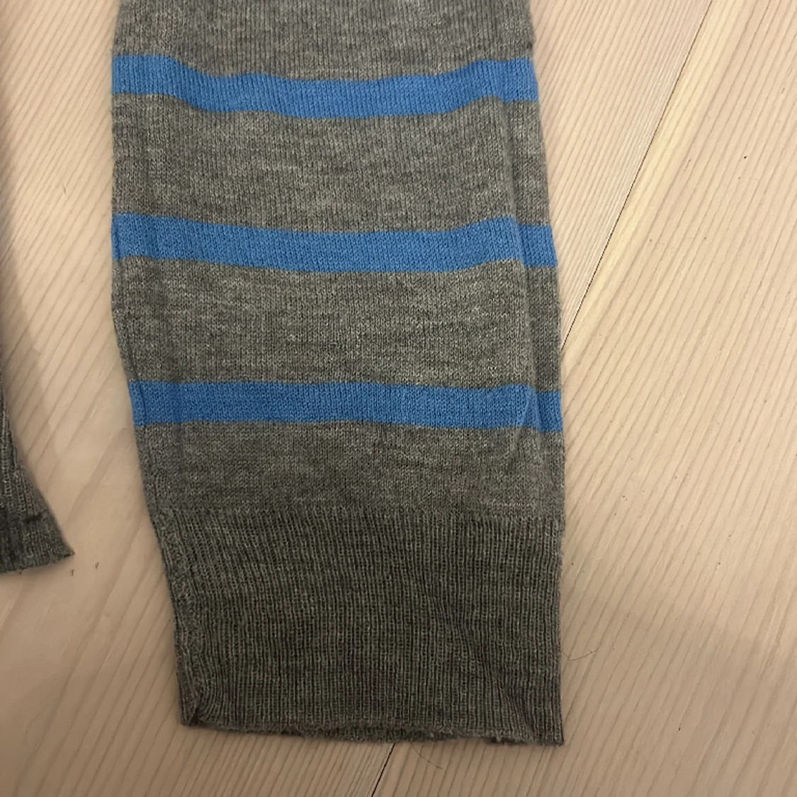 Randig zara tröja  - 90