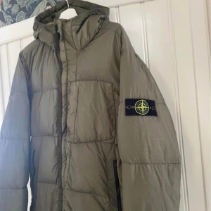Stone island jacka - Cond 6 Storlek M Skriv för fler bilder