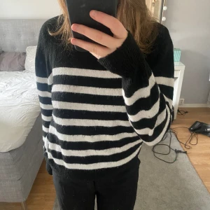 Randig tröja  - Randig tröja från HM i st S