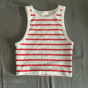 Linne hm xs - Fint linne från hm, aldrig använt bara testat, väldigt bra skick i storlek xs💗