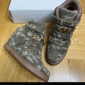 Isabella Marant liknade skor  - Storlek 39!💚