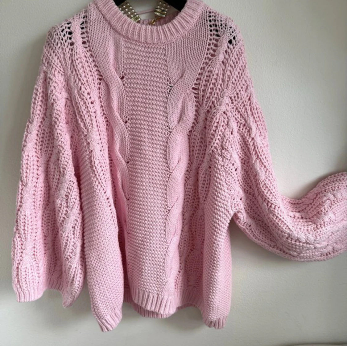 Rosa stickad tröja - 91