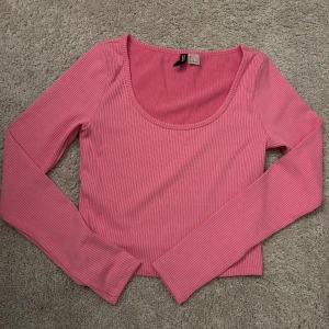 Tröja hm - Jätte fin ribbad topp från hm, i storlek S🙌🏼