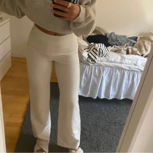 Kostymbyxor  - Kostymbyxor från bikbok 