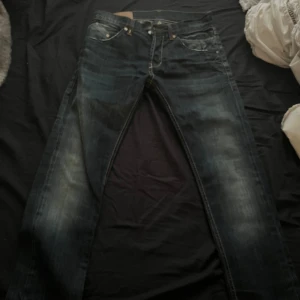Dondup jeans  - Säljer mina dondup jeans i modellen Sam.
