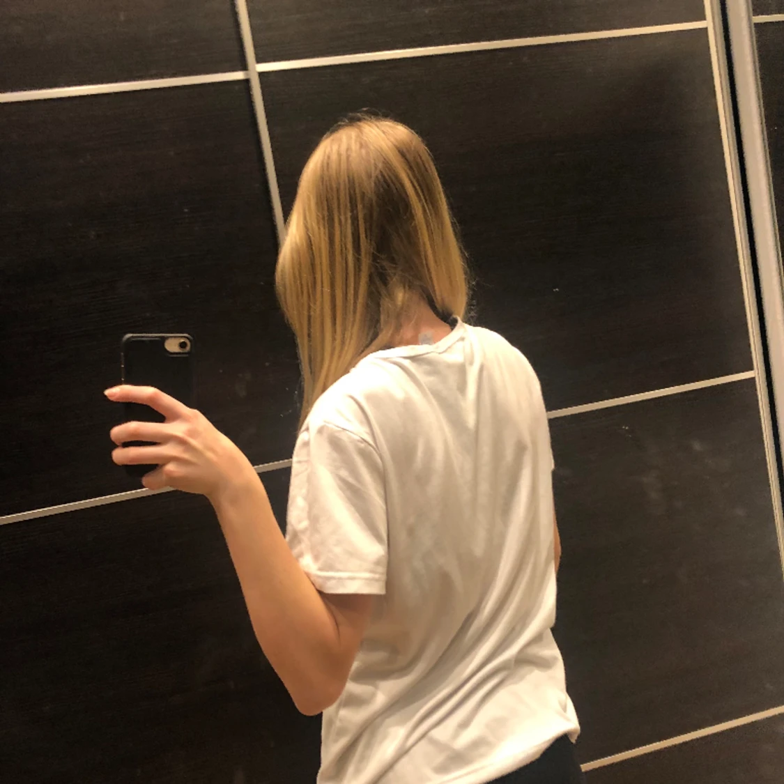 Vit t-shirt med text - 91