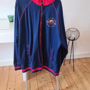 Djurgården jacka - Storlek xxl. Aldrig använd. 