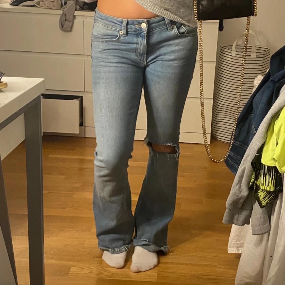 Jeans med hål! - 90