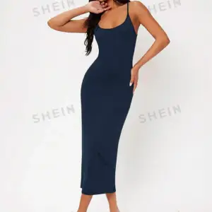 Blå klänning från shein, storlek Xs aldrig använd! 