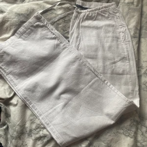 Linnebyxor  - Säljer dessa oanvända linnebyxor från Veromoda🌸