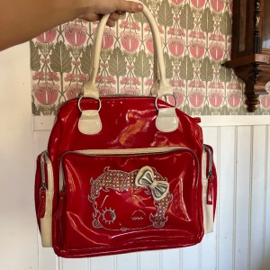 Vintage Betty boop väska  - Säljer denna extremt unika och coola väska. En av mina favoriter! Mycket rymlig❤️