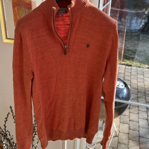 Stickad tröja Morris - Orange stickad half zip från Morris i väldigt bra skick