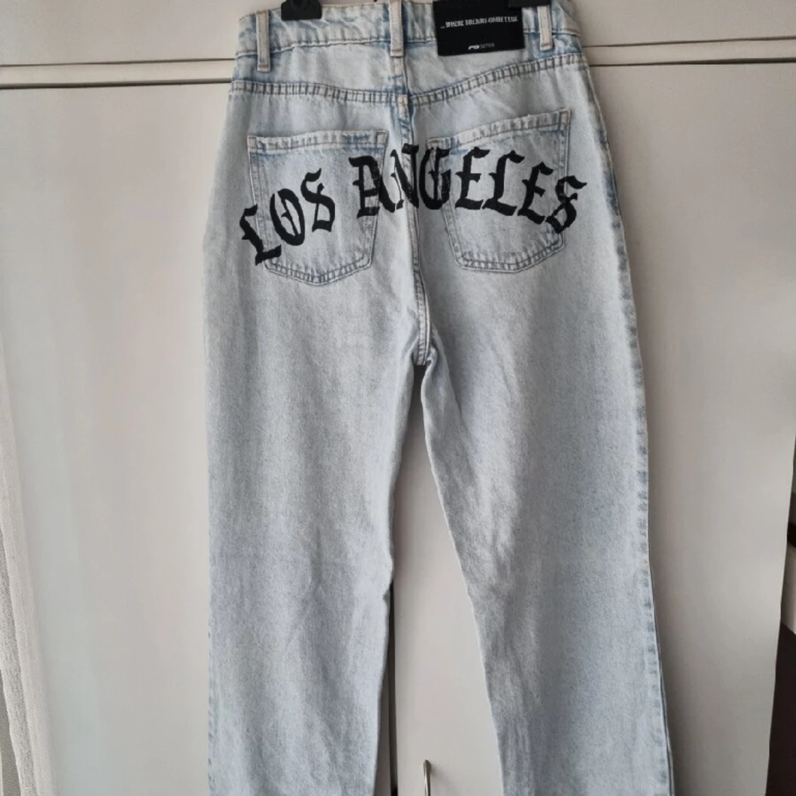 Ljusblåa jeans