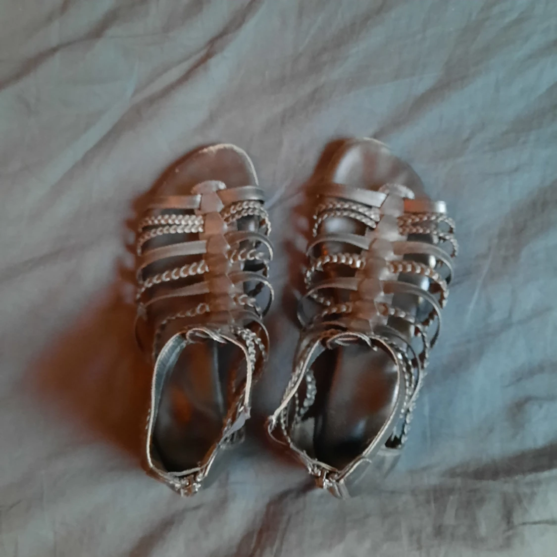 Svarta sandaler med läderremmar♡ - 90